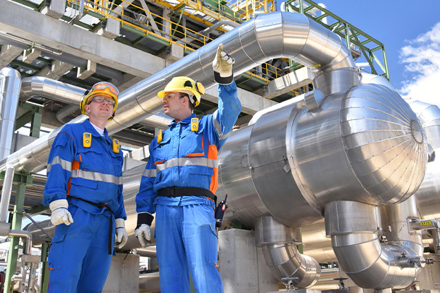 Home people having drink at daytime 1(logistics)